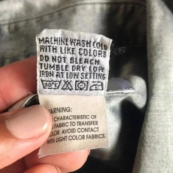 Armani Exchange Pearl Snap Button Front Size S - Picture 7 of 7